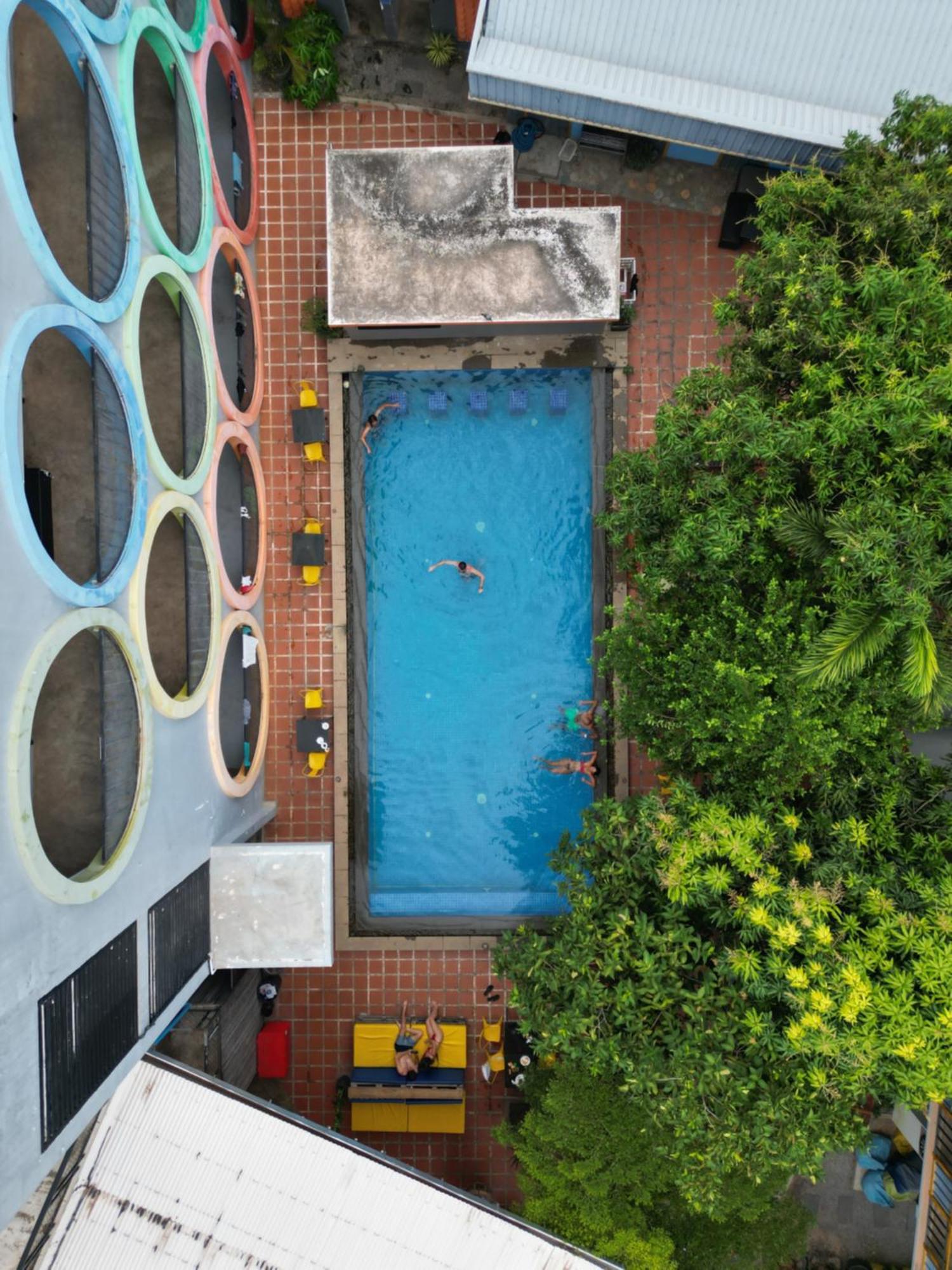 White Rabbit Hostel Siem Reap Exterior photo